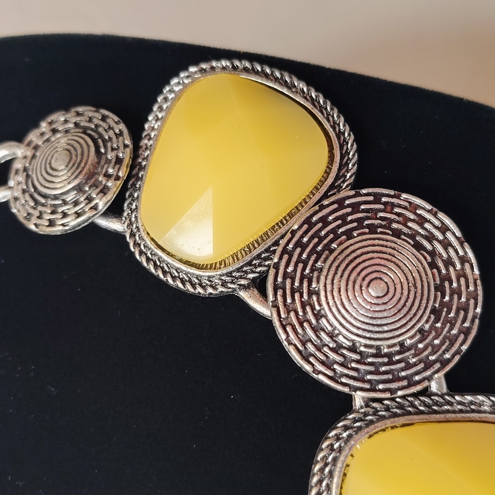 Silvertone Statement Necklace - image 3